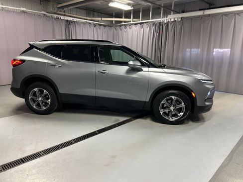 Used 2024 Chevrolet Blazer LT w/ Convenience Package image 8