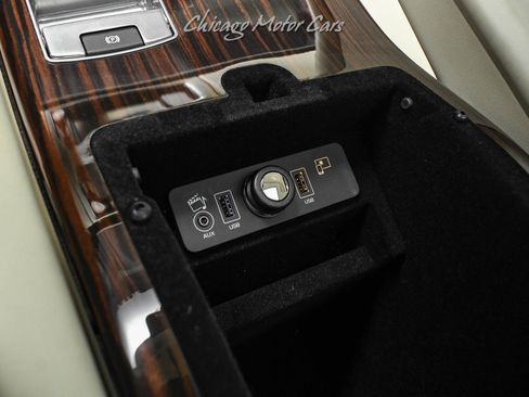 Used 2016 Land Rover Range Rover HSE image 19