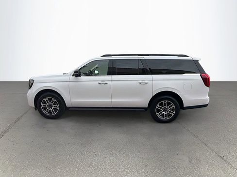 Used 2025 Ford Expedition Max Active AWD/4WD image 7
