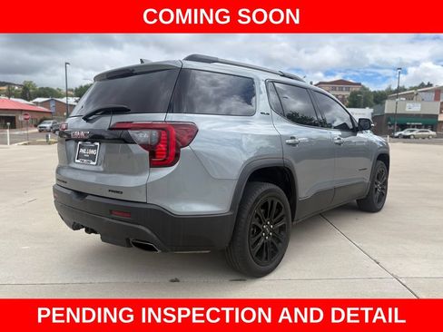 Used 2023 GMC Acadia SLE w/ Driver Convenience Package AWD/4WD image 4