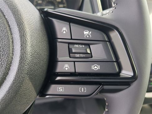 Certified 2025 Subaru Forester Premium w/ Protection Package (1PH) image 30