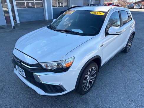 Used 2018 Mitsubishi Outlander Sport ES image 3