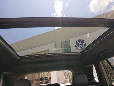 New 2026 Volkswagen Tiguan SE R-Line FWD image 26