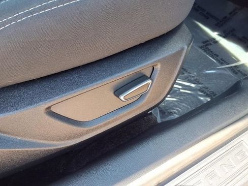 Used 2017 Ford Mustang Coupe RWD image 26