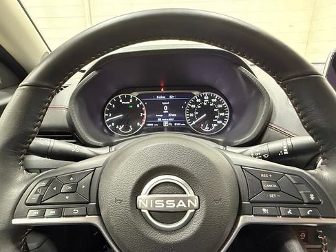 Used 2024 Nissan Sentra SR FWD image 28