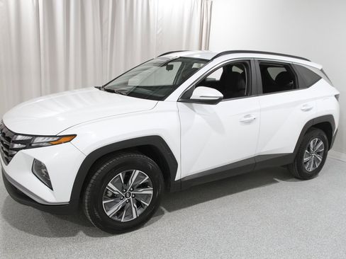 Certified 2022 Hyundai Tucson Blue image 3