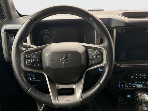 Used 2022 Ford Bronco Outer Banks image 12