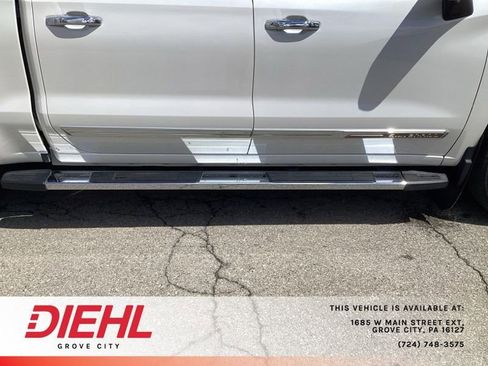 Used 2022 Chevrolet Silverado 1500 High Country w/ High Country Premium Package AWD/4WD image 11