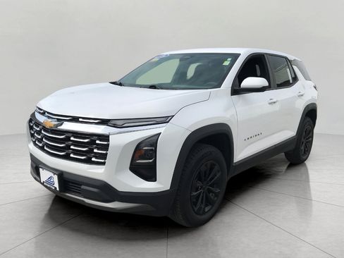 Used 2025 Chevrolet Equinox LT image 12