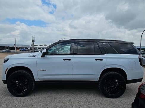 Used 2026 Chevrolet Tahoe High Country image 2