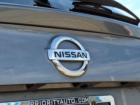 Used 2018 Nissan Rogue Sport SL image 31