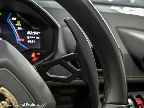 Used 2023 Lamborghini Huracan EVO image 27