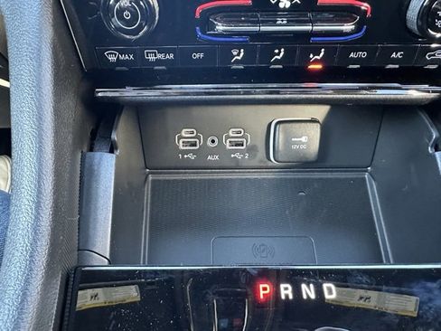 New 2025 Jeep Grand Cherokee L Altitude image 36