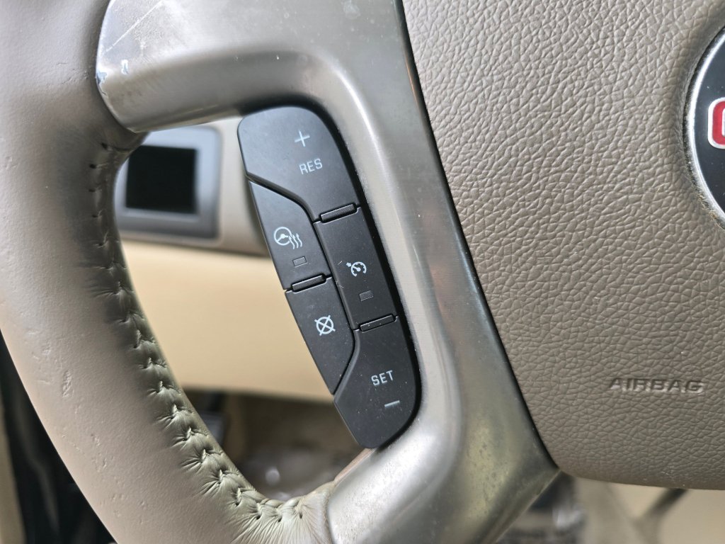 Used 2014 GMC Yukon XL SLT RWD image 8