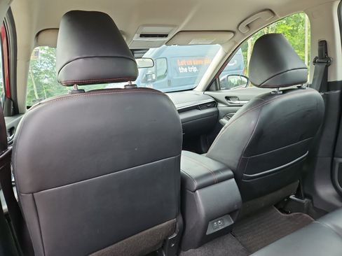 Used 2024 Nissan Altima 2.5 SR FWD image 19
