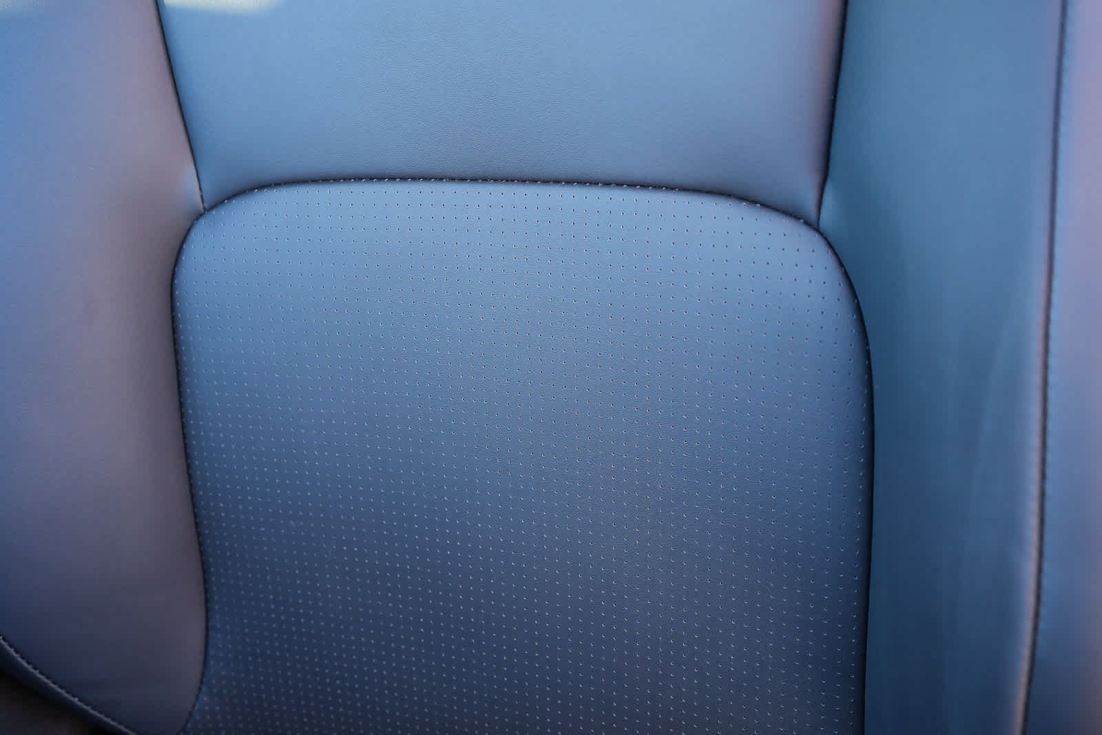 Used 2026 Nissan Leaf SV+ w/ Floor Mat Package (SV+) FWD image 26