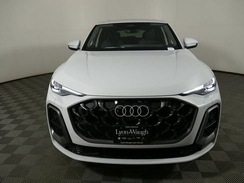 New 2025 Audi Q5 Premium Plus image 8