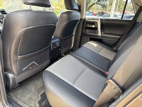 Used 2016 Toyota 4Runner SR5 image 33