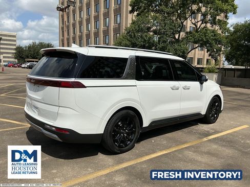 Used 2024 Kia Carnival SX Prestige FWD image 5