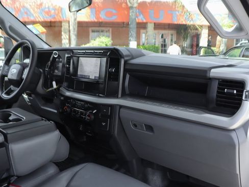 Used 2024 Ford F350 XL w/ XL Driver Assist Package AWD/4WD image 37