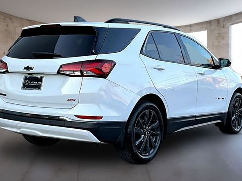 Used 2022 Chevrolet Equinox RS image 5