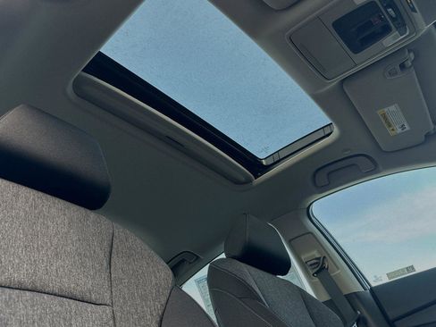 New 2025 Honda Accord SE image 18