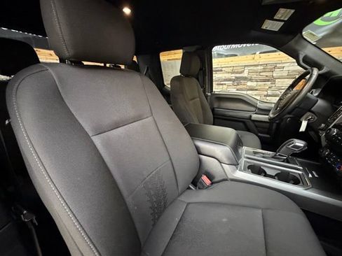 Used 2018 Ford F150 XLT w/ Equipment Group 302A Luxury AWD/4WD image 17