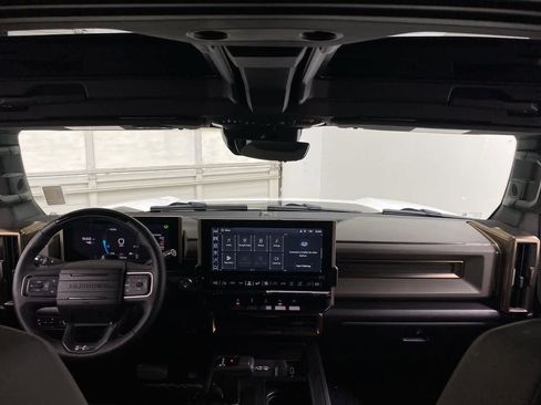 Used 2024 GMC Hummer EV 2X image 12