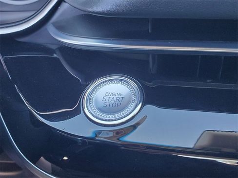 Used 2023 Genesis G80 2.5T image 8