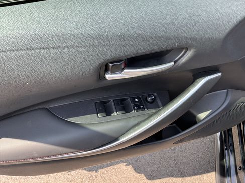 Used 2024 Toyota Corolla SE FWD image 15