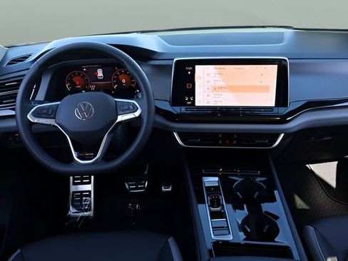 New 2026 Volkswagen Atlas Peak Edition AWD/4WD image 14