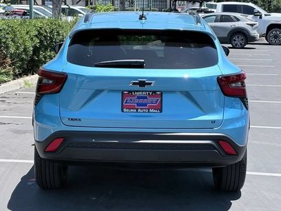 New 2026 Chevrolet Trax LT w/ Midnight Edition