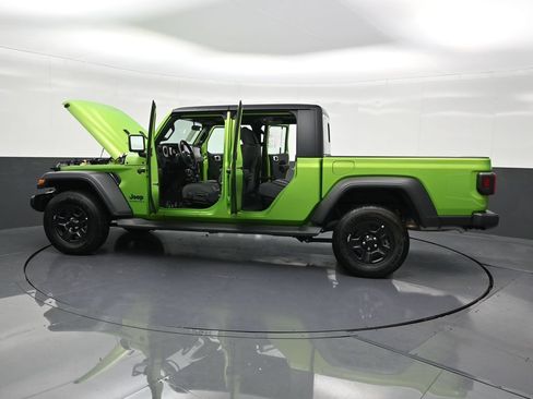 Used 2025 Jeep Gladiator Sport AWD/4WD image 33