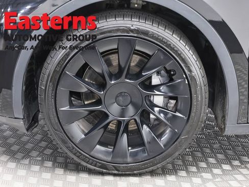 Used 2021 Tesla Model Y Long Range AWD/4WD image 26