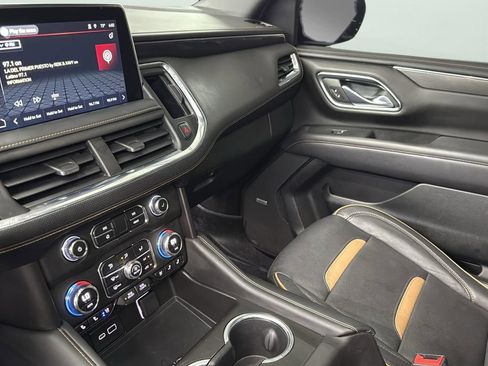 Used 2023 GMC Yukon XL AT4 image 20