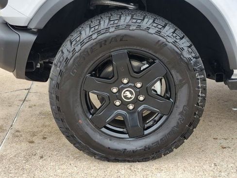 Used 2025 Ford Bronco Big Bend w/ Black Diamond Package image 17