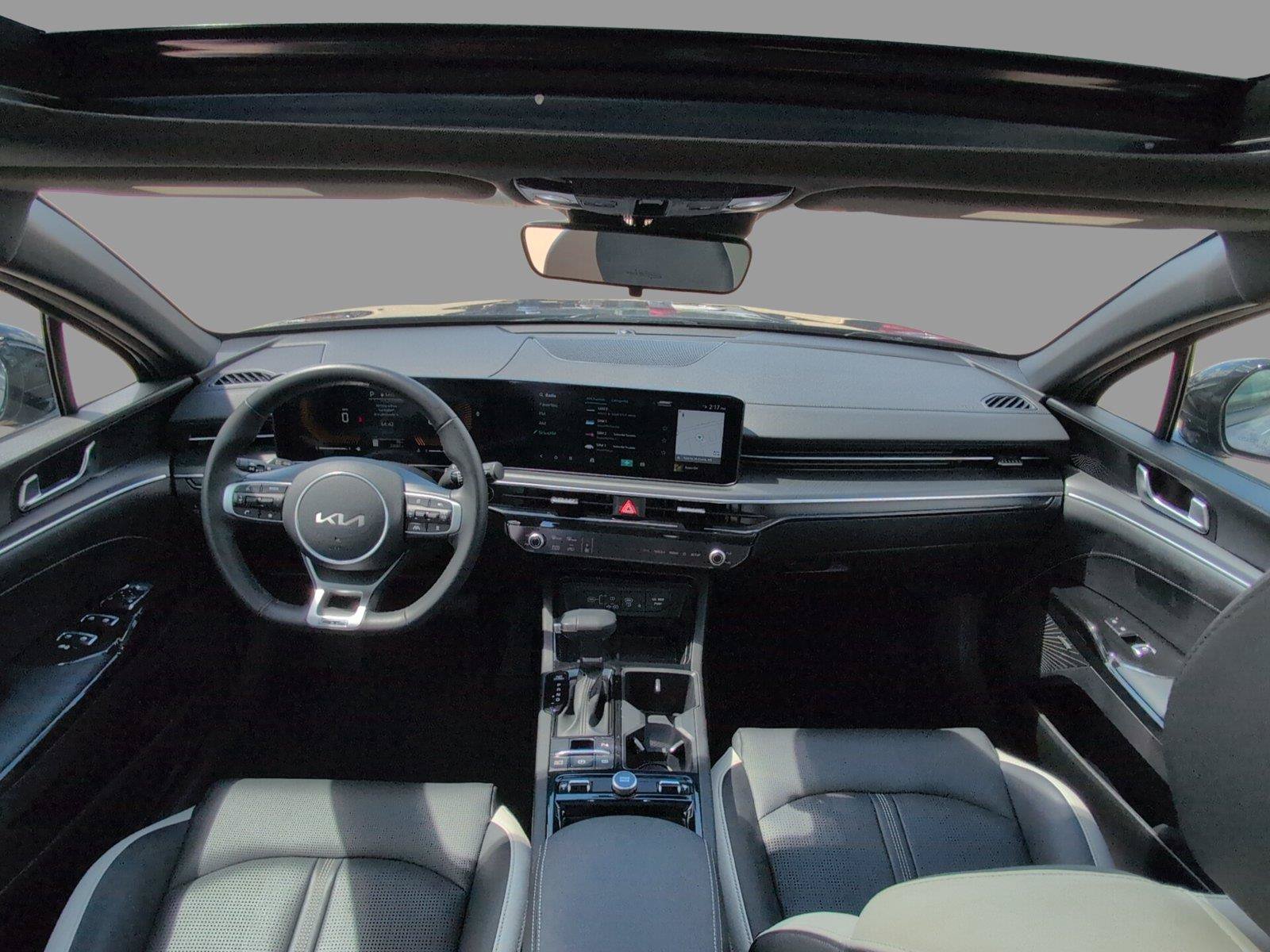 Used 2025 Kia K5 GT-Line w/ GT-Line Premium Package FWD image 28