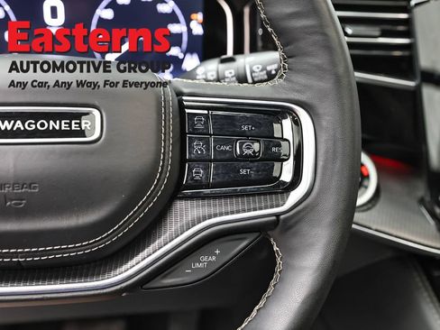 Used 2025 Jeep Grand Wagoneer Series II Obsidian w/ Quick Order Packagew 28T AWD/4WD image 16