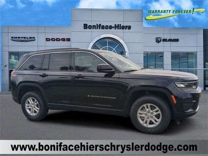 New 2025 Jeep Grand Cherokee Laredo w/ Luxury Tech Group I