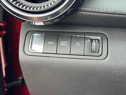 Used 2025 Chevrolet Equinox LT w/ Convenience Package II image 20