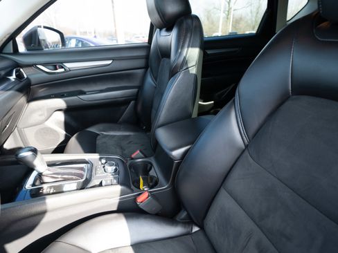 Used 2018 MAZDA CX-5 Touring image 10