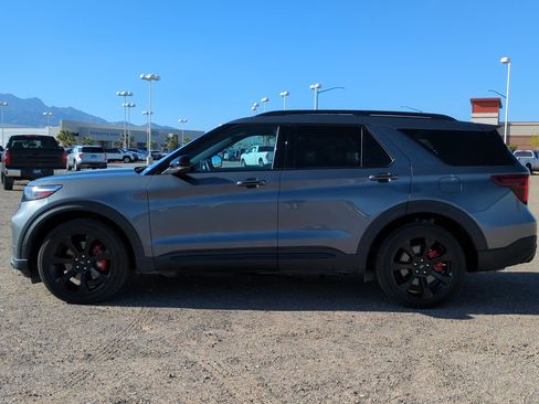 Used 2021 Ford Explorer ST w/ Equipment Group 401A image 7