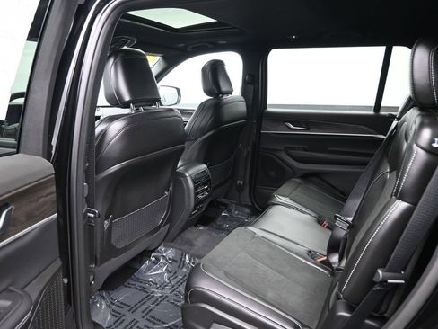 New 2026 Jeep Grand Cherokee L 4WD image 24