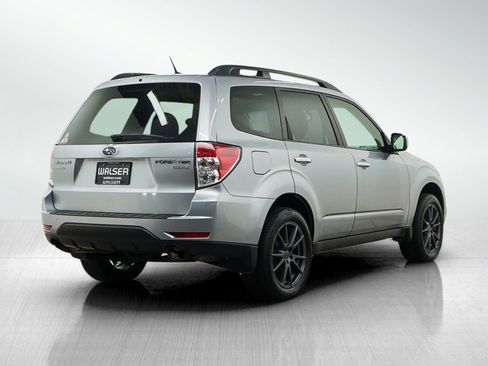 Used 2013 Subaru Forester 2.5X Premium AWD/4WD image 5