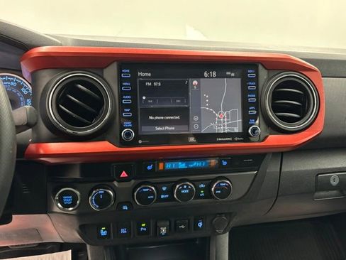 Used 2020 Toyota Tacoma TRD Sport w/ TRD Premium Sport Package image 23