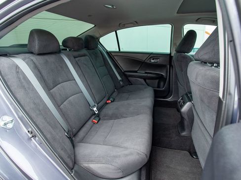 Used 2015 Honda Accord EX image 15