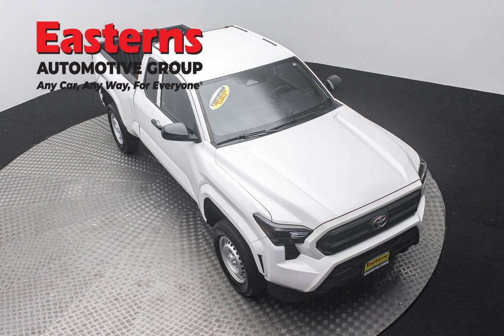 Used 2025 Toyota Tacoma SR RWD image 4