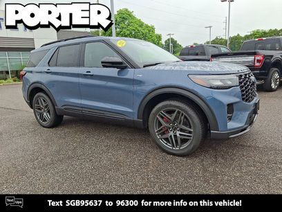 New 2025 Ford Explorer ST-Line w/ Premium Package