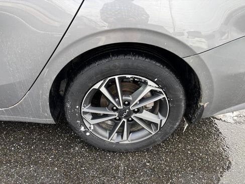 Certified 2023 Kia Forte LXS image 33