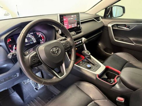 Used 2020 Toyota RAV4 TRD Off-Road AWD/4WD image 12